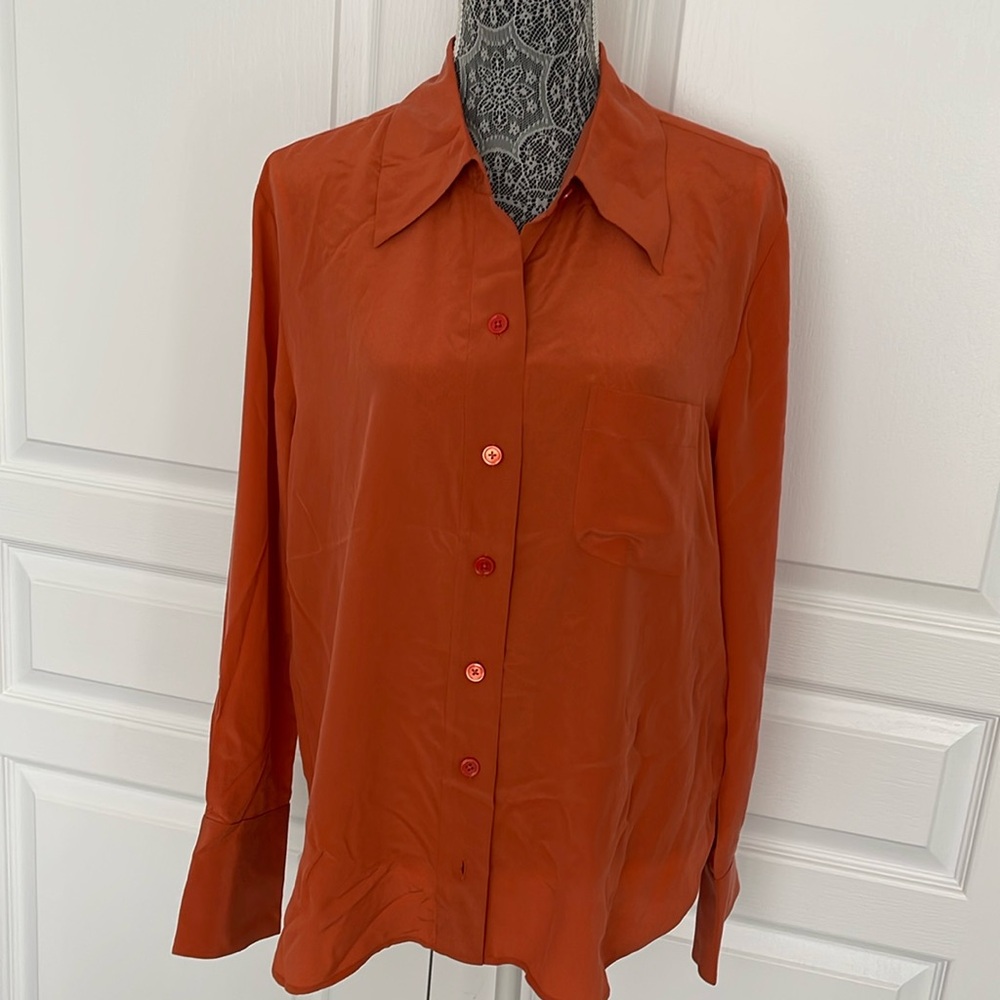 Equipment blouse
